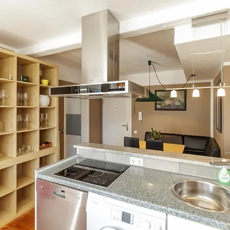 Red Fox Γκάρμις-Παρτενκίρχεν